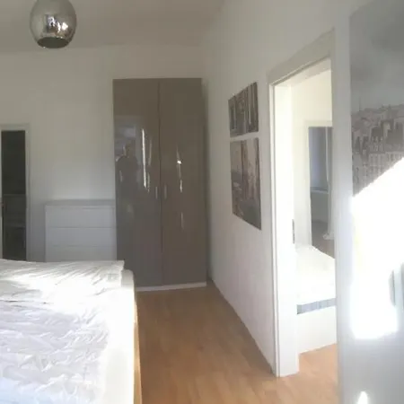 In Ruhiger Lage Fuer Gruppen Oder Familien